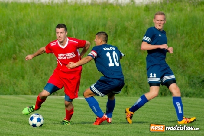 Zdjęcie w galerii na portalu naszwodzislaw.com: A klasa: Buk&oacute;w nie sprostał beniaminkowi z Kobyli wiadomości z regionu