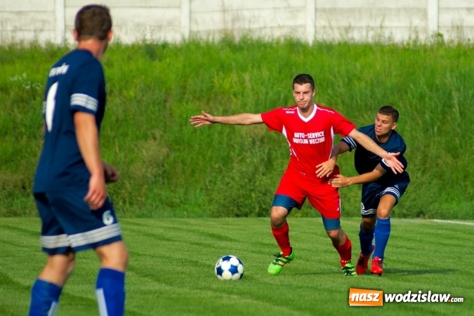 Zdjęcie w galerii na portalu naszwodzislaw.com: A klasa: Buk&oacute;w nie sprostał beniaminkowi z Kobyli wiadomości z regionu