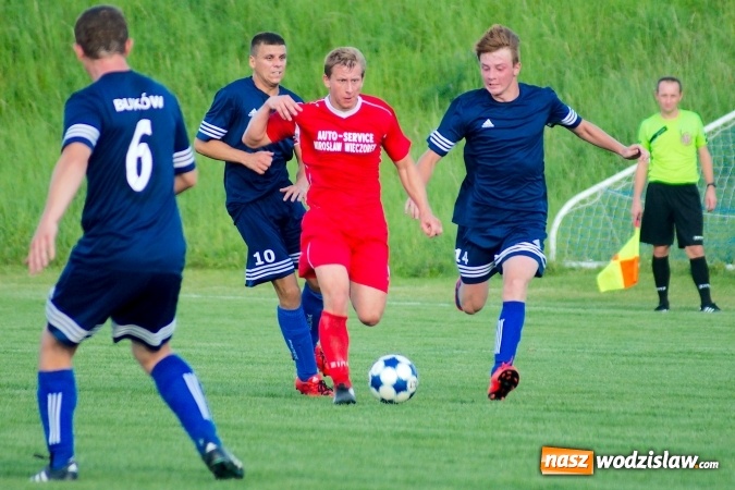 Zdjęcie w galerii na portalu naszwodzislaw.com: A klasa: Buk&oacute;w nie sprostał beniaminkowi z Kobyli wiadomości z regionu