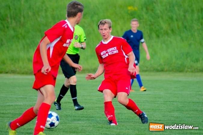 Zdjęcie w galerii na portalu naszwodzislaw.com: A klasa: Buk&oacute;w nie sprostał beniaminkowi z Kobyli wiadomości z regionu