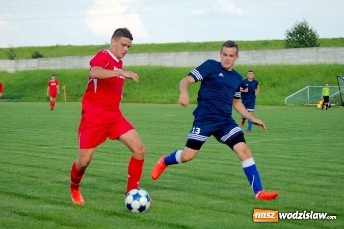 Zdjęcie w galerii na portalu naszwodzislaw.com: A klasa: Buk&oacute;w nie sprostał beniaminkowi z Kobyli wiadomości z regionu