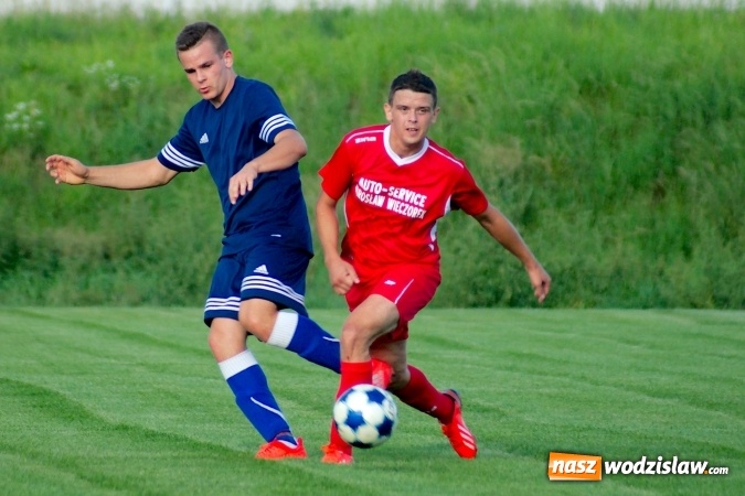 Zdjęcie w galerii na portalu naszwodzislaw.com: A klasa: Buk&oacute;w nie sprostał beniaminkowi z Kobyli wiadomości z regionu