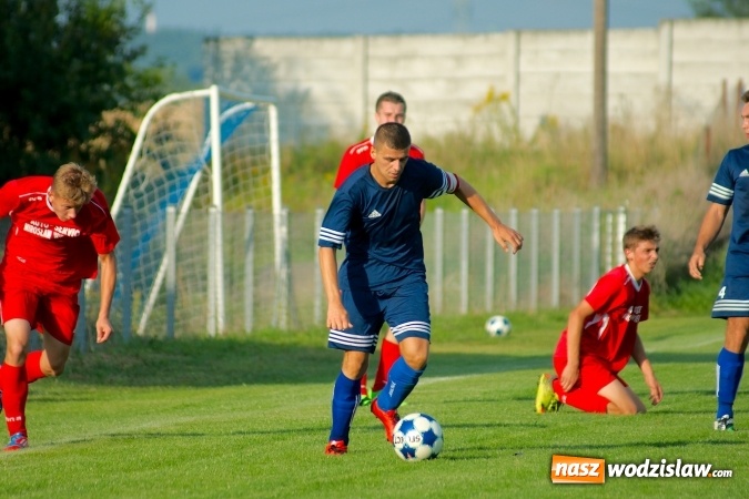 Zdjęcie w galerii na portalu naszwodzislaw.com: A klasa: Buk&oacute;w nie sprostał beniaminkowi z Kobyli wiadomości z regionu