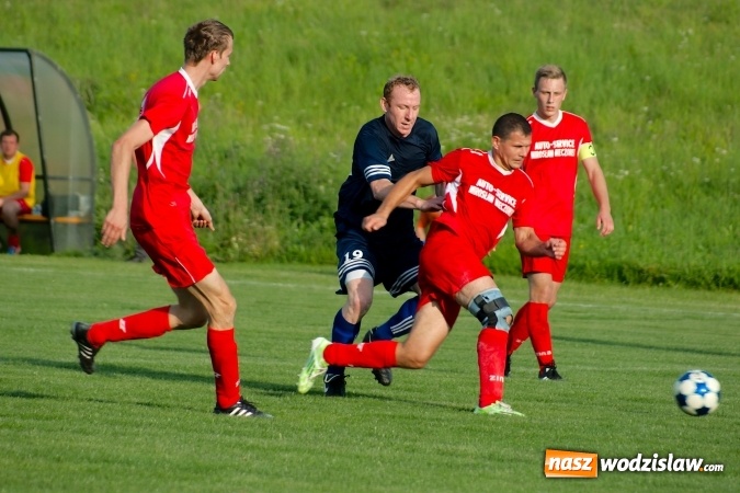 Zdjęcie w galerii na portalu naszwodzislaw.com: A klasa: Buk&oacute;w nie sprostał beniaminkowi z Kobyli wiadomości z regionu