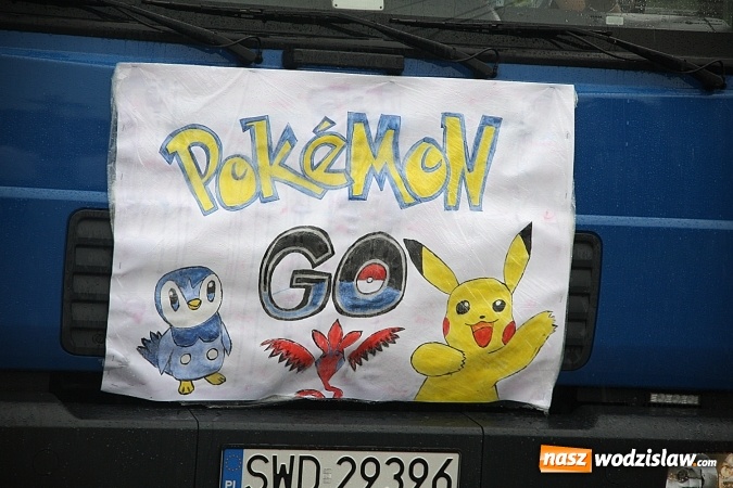 Zdjęcie w galerii na portalu naszwodzislaw.com: Dożynki 2016 – potężny korowód przejechał przez Bełsznicę  wiadomości z regionu