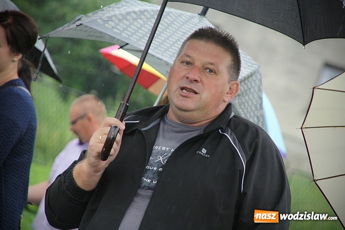 Zdjęcie w galerii na portalu naszwodzislaw.com: Dożynki 2016 – potężny korowód przejechał przez Bełsznicę  wiadomości z regionu