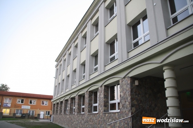 Zdjęcie w galerii na portalu naszwodzislaw.com: Termomodernizacja Zespołu Szkół Zawodowych w Radlinie zakończona wiadomości z regionu