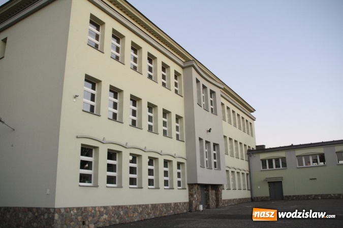 Zdjęcie w galerii na portalu naszwodzislaw.com: Termomodernizacja Zespołu Szkół Zawodowych w Radlinie zakończona wiadomości z regionu