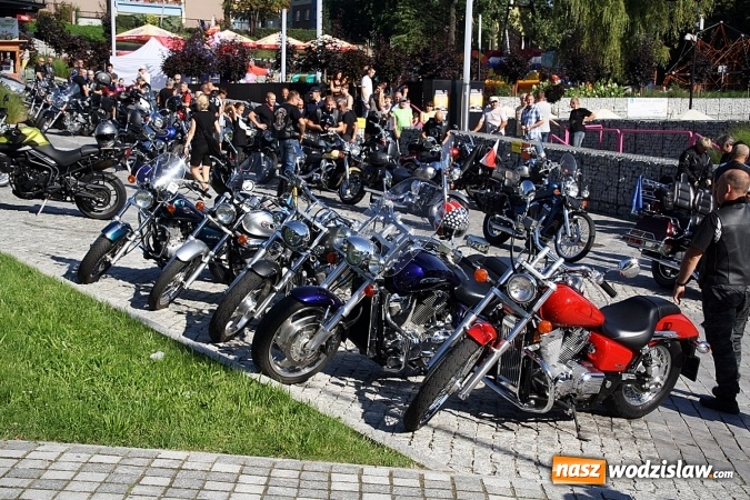 Zdjęcie w galerii na portalu naszwodzislaw.com: Parada motocykli przejechała ulicami Pszowa, Wodzisławia Śląskiego i Rydułt&oacute;w wiadomości z regionu