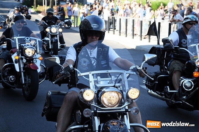 Zdjęcie w galerii na portalu naszwodzislaw.com: Parada motocykli przejechała ulicami Pszowa, Wodzisławia Śląskiego i Rydułt&oacute;w wiadomości z regionu