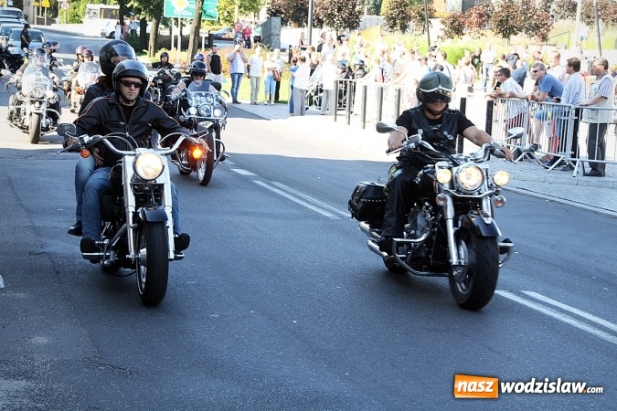 Zdjęcie w galerii na portalu naszwodzislaw.com: Parada motocykli przejechała ulicami Pszowa, Wodzisławia Śląskiego i Rydułt&oacute;w wiadomości z regionu