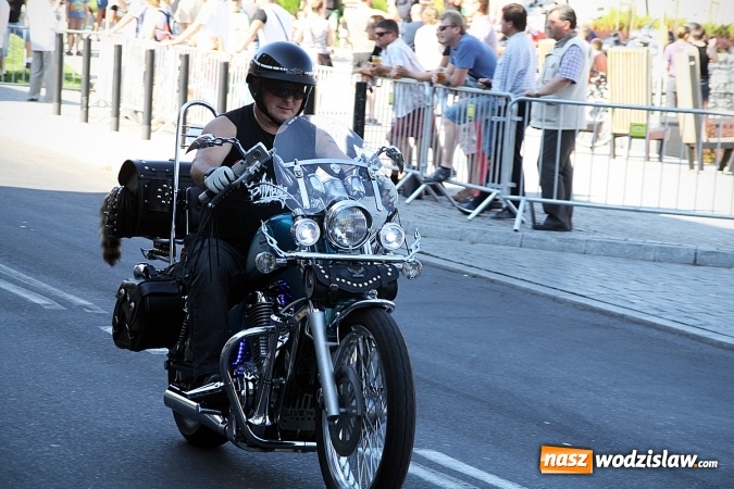 Zdjęcie w galerii na portalu naszwodzislaw.com: Parada motocykli przejechała ulicami Pszowa, Wodzisławia Śląskiego i Rydułt&oacute;w wiadomości z regionu