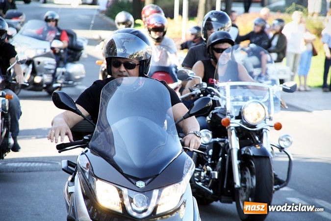 Zdjęcie w galerii na portalu naszwodzislaw.com: Parada motocykli przejechała ulicami Pszowa, Wodzisławia Śląskiego i Rydułt&oacute;w wiadomości z regionu