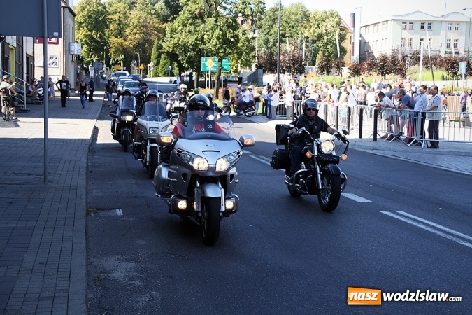 Zdjęcie w galerii na portalu naszwodzislaw.com: Parada motocykli przejechała ulicami Pszowa, Wodzisławia Śląskiego i Rydułt&oacute;w wiadomości z regionu
