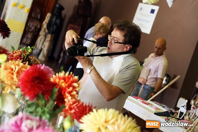 Zdjęcie w galerii na portalu naszwodzislaw.com: Daliami zapachniało w WDK Czyżowice wiadomości z regionu