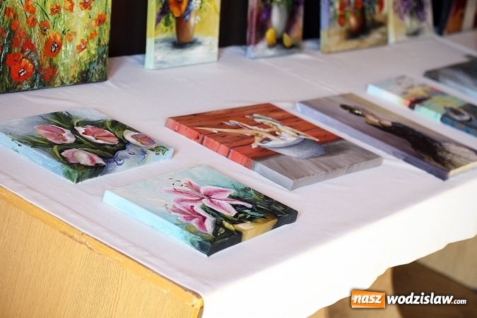 Zdjęcie w galerii na portalu naszwodzislaw.com: Daliami zapachniało w WDK Czyżowice wiadomości z regionu