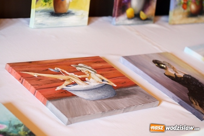 Zdjęcie w galerii na portalu naszwodzislaw.com: Daliami zapachniało w WDK Czyżowice wiadomości z regionu