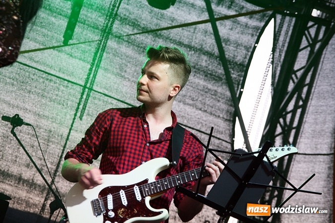 Zdjęcie w galerii na portalu naszwodzislaw.com: Nic do stracenia, czyli Mrozu na finał pierwszego dnia XXIV Dni Rydułtów  wiadomości z regionu