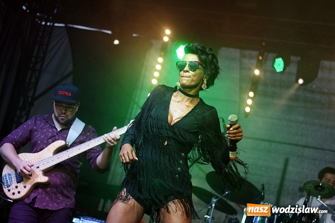 Zdjęcie w galerii na portalu naszwodzislaw.com: Nic do stracenia, czyli Mrozu na finał pierwszego dnia XXIV Dni Rydułtów  wiadomości z regionu