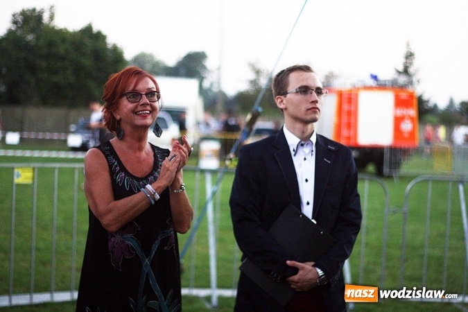 Zdjęcie w galerii na portalu naszwodzislaw.com: Nic do stracenia, czyli Mrozu na finał pierwszego dnia XXIV Dni Rydułtów  wiadomości z regionu