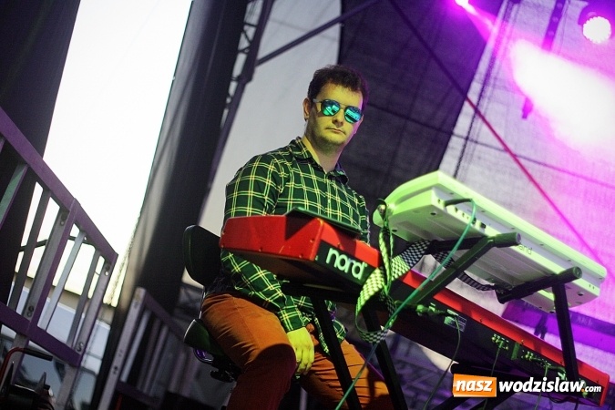 Zdjęcie w galerii na portalu naszwodzislaw.com: Nic do stracenia, czyli Mrozu na finał pierwszego dnia XXIV Dni Rydułtów  wiadomości z regionu