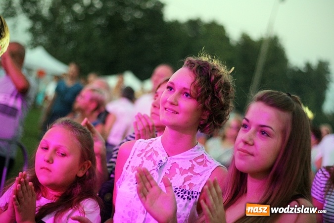 Zdjęcie w galerii na portalu naszwodzislaw.com: Nic do stracenia, czyli Mrozu na finał pierwszego dnia XXIV Dni Rydułtów  wiadomości z regionu