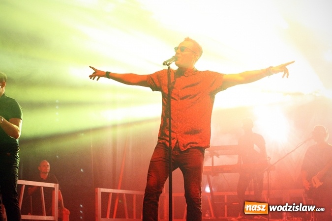 Zdjęcie w galerii na portalu naszwodzislaw.com: Nic do stracenia, czyli Mrozu na finał pierwszego dnia XXIV Dni Rydułtów  wiadomości z regionu