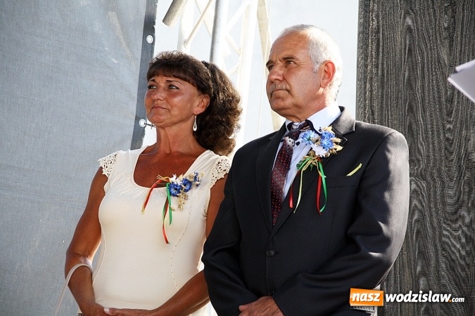 Zdjęcie w galerii na portalu naszwodzislaw.com: Dożynki w Pszowie w tym roku odbyły się na rynku. Rolnicy dziękowali za plony  wiadomości z regionu