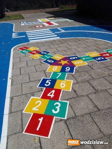 Zdjęcie w galerii na portalu naszwodzislaw.com: Miasteczko ruchu drogowego powstaje w Wodzisławiu Śląskim wiadomości z regionu