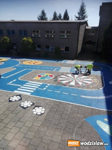 Zdjęcie w galerii na portalu naszwodzislaw.com: Miasteczko ruchu drogowego powstaje w Wodzisławiu Śląskim wiadomości z regionu