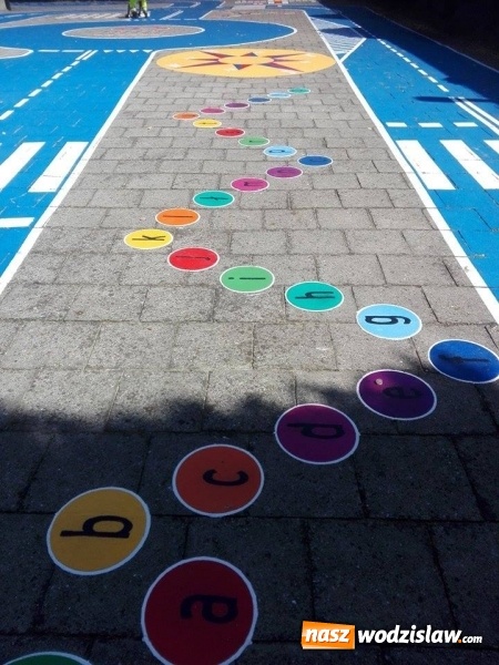 Zdjęcie w galerii na portalu naszwodzislaw.com: Miasteczko ruchu drogowego powstaje w Wodzisławiu Śląskim wiadomości z regionu