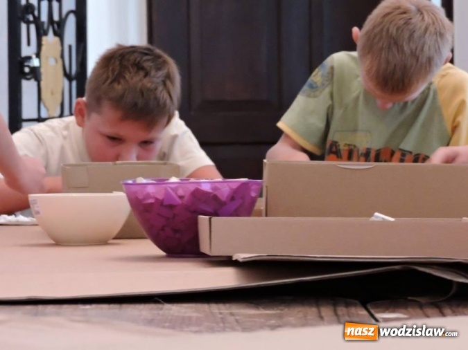 Zdjęcie w galerii na portalu naszwodzislaw.com: Zmierzyli się z mozaiką  wiadomości z regionu