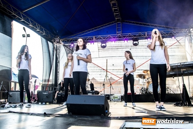 Zdjęcie w galerii na portalu naszwodzislaw.com: XXIV Dni Rydułt&oacute;w - dzień drugi. Fotorelacja wiadomości z regionu