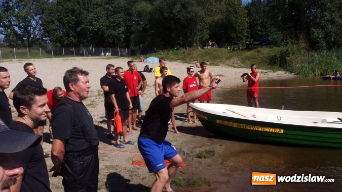 Zdjęcie w galerii na portalu naszwodzislaw.com: Jak uratować tonącego? Wspólne ćwiczenia WOPR-u oraz strażaków wiadomości z regionu