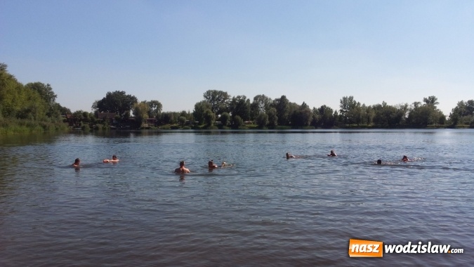 Zdjęcie w galerii na portalu naszwodzislaw.com: Jak uratować tonącego? Wspólne ćwiczenia WOPR-u oraz strażaków wiadomości z regionu