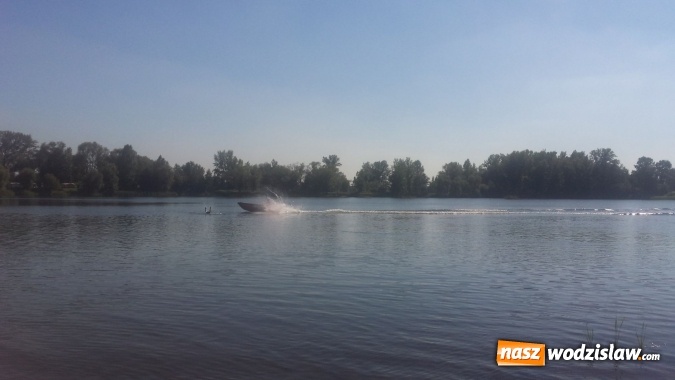 Zdjęcie w galerii na portalu naszwodzislaw.com: Jak uratować tonącego? Wspólne ćwiczenia WOPR-u oraz strażaków wiadomości z regionu