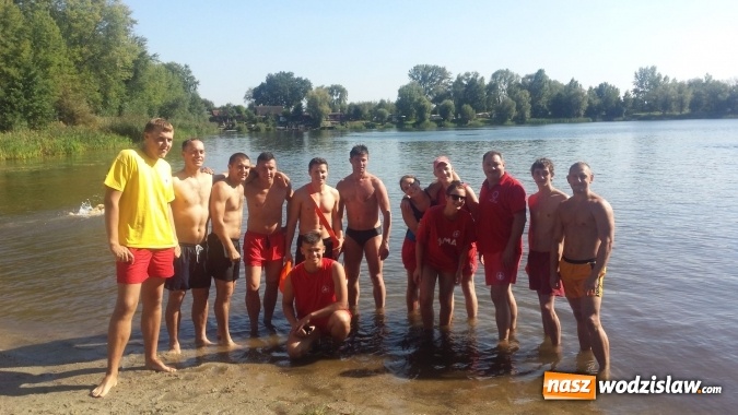 Zdjęcie w galerii na portalu naszwodzislaw.com: Jak uratować tonącego? Wspólne ćwiczenia WOPR-u oraz strażaków wiadomości z regionu