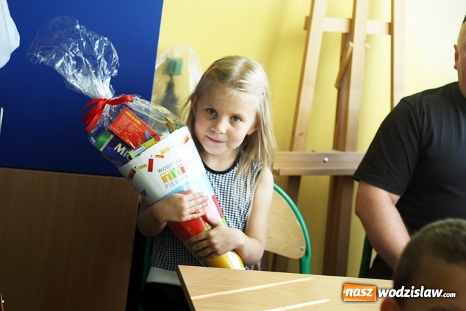 Zdjęcie w galerii na portalu naszwodzislaw.com: Tyty od prezydenta na rozpoczęcie roku szkolnego wiadomości z regionu