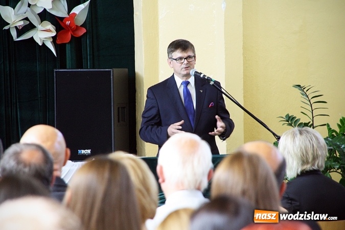 Zdjęcie w galerii na portalu naszwodzislaw.com: Powiat rozpoczął rok szkolny w ZSP numer 2 w Rydułtowach  wiadomości z regionu