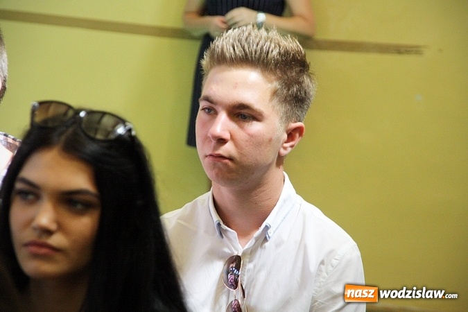 Zdjęcie w galerii na portalu naszwodzislaw.com: Powiat rozpoczął rok szkolny w ZSP numer 2 w Rydułtowach  wiadomości z regionu