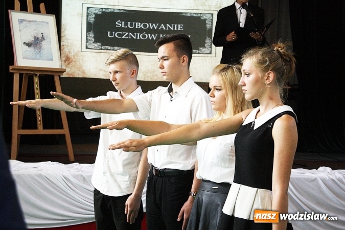 Zdjęcie w galerii na portalu naszwodzislaw.com: Powiat rozpoczął rok szkolny w ZSP numer 2 w Rydułtowach  wiadomości z regionu