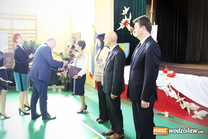 Zdjęcie w galerii na portalu naszwodzislaw.com: Powiat rozpoczął rok szkolny w ZSP numer 2 w Rydułtowach  wiadomości z regionu