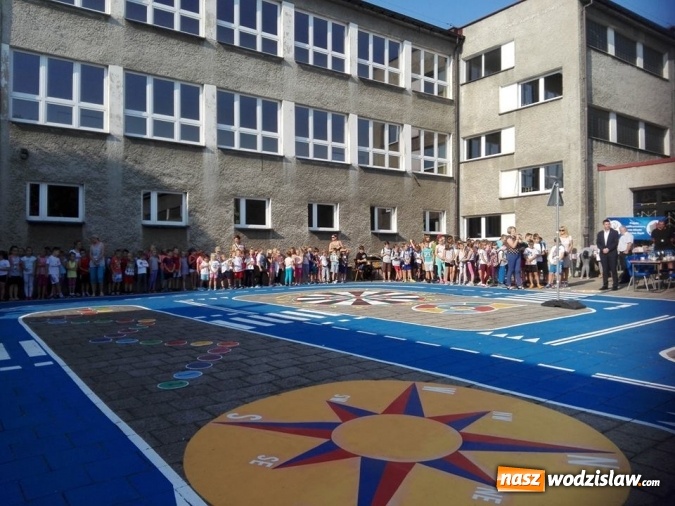 Zdjęcie w galerii na portalu naszwodzislaw.com: Wodzisławskie miasteczko ruchu drogowego zostało oddane do użytku  wiadomości z regionu