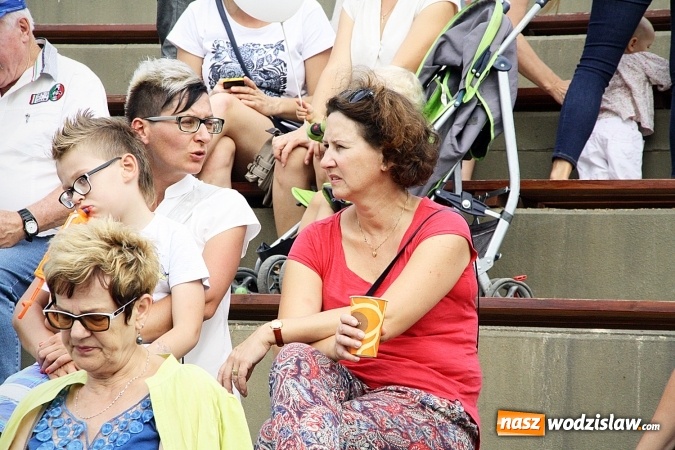 Zdjęcie w galerii na portalu naszwodzislaw.com: Czytali Quo vadis w Rodzinnym Parku Rozrywki wiadomości z regionu