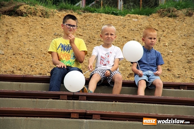 Zdjęcie w galerii na portalu naszwodzislaw.com: Czytali Quo vadis w Rodzinnym Parku Rozrywki wiadomości z regionu