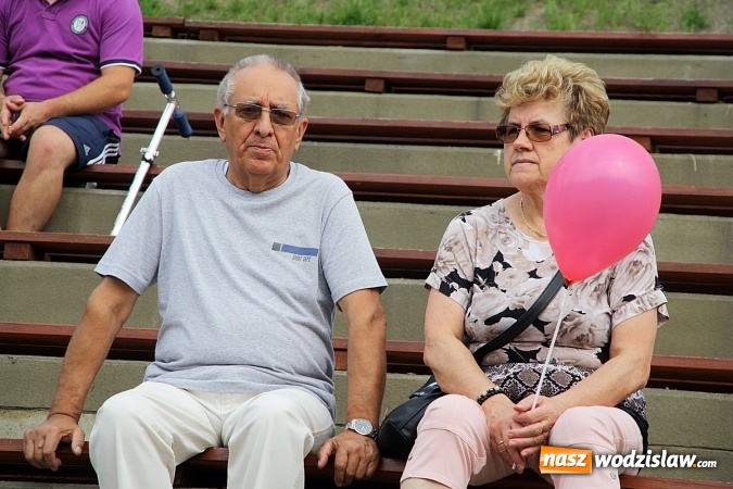 Zdjęcie w galerii na portalu naszwodzislaw.com: Czytali Quo vadis w Rodzinnym Parku Rozrywki wiadomości z regionu