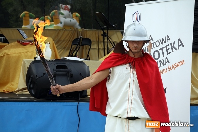 Zdjęcie w galerii na portalu naszwodzislaw.com: Czytali Quo vadis w Rodzinnym Parku Rozrywki wiadomości z regionu