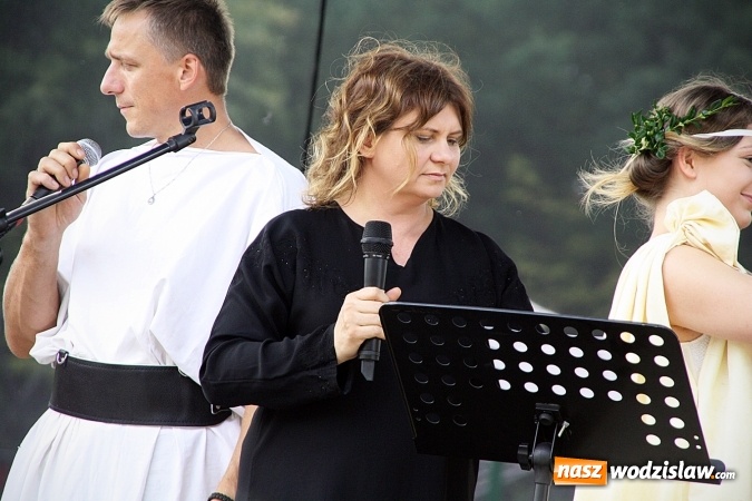 Zdjęcie w galerii na portalu naszwodzislaw.com: Czytali Quo vadis w Rodzinnym Parku Rozrywki wiadomości z regionu
