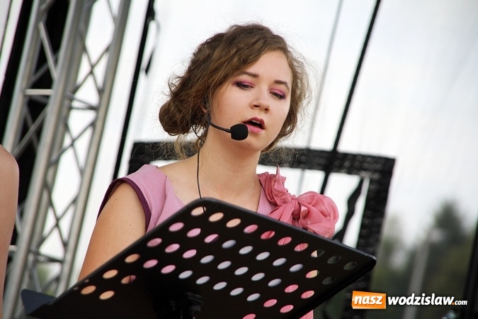 Zdjęcie w galerii na portalu naszwodzislaw.com: Czytali Quo vadis w Rodzinnym Parku Rozrywki wiadomości z regionu