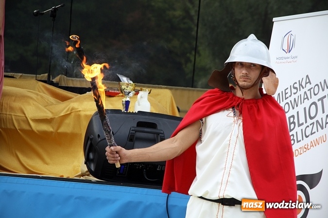 Zdjęcie w galerii na portalu naszwodzislaw.com: Czytali Quo vadis w Rodzinnym Parku Rozrywki wiadomości z regionu